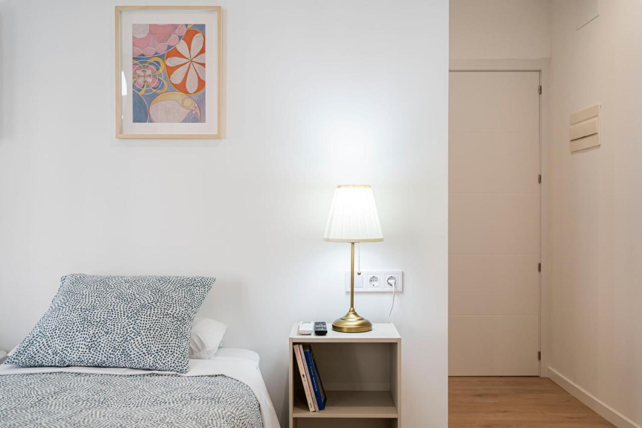 Room Plaza Espana Madrid Kültér fotó